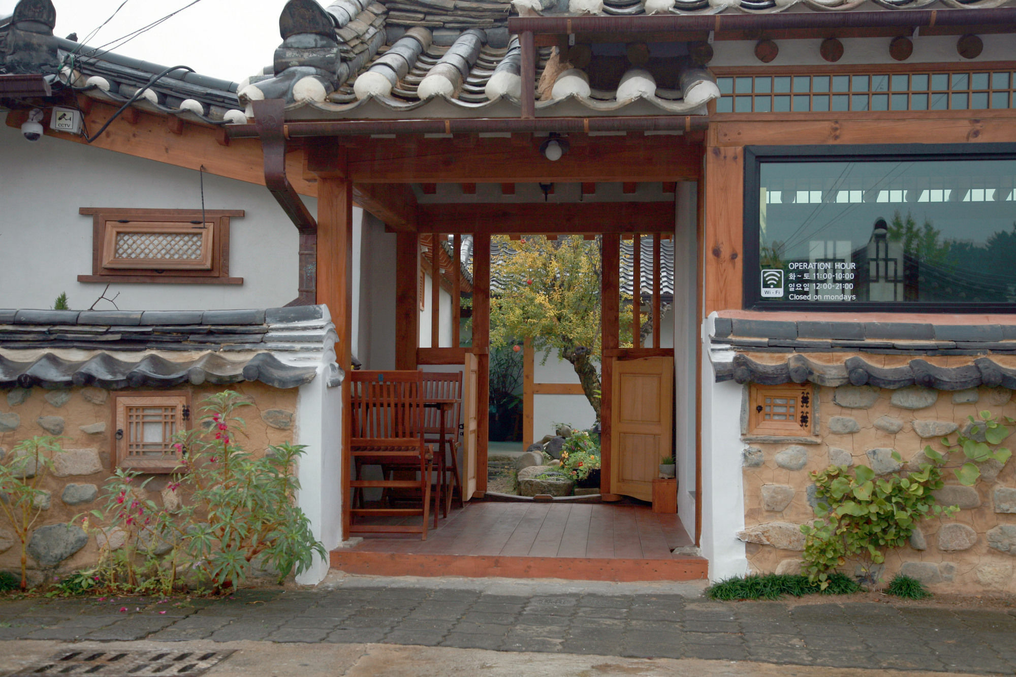 Floral Space Hanok Guesthouse Gyeongju Esterno foto